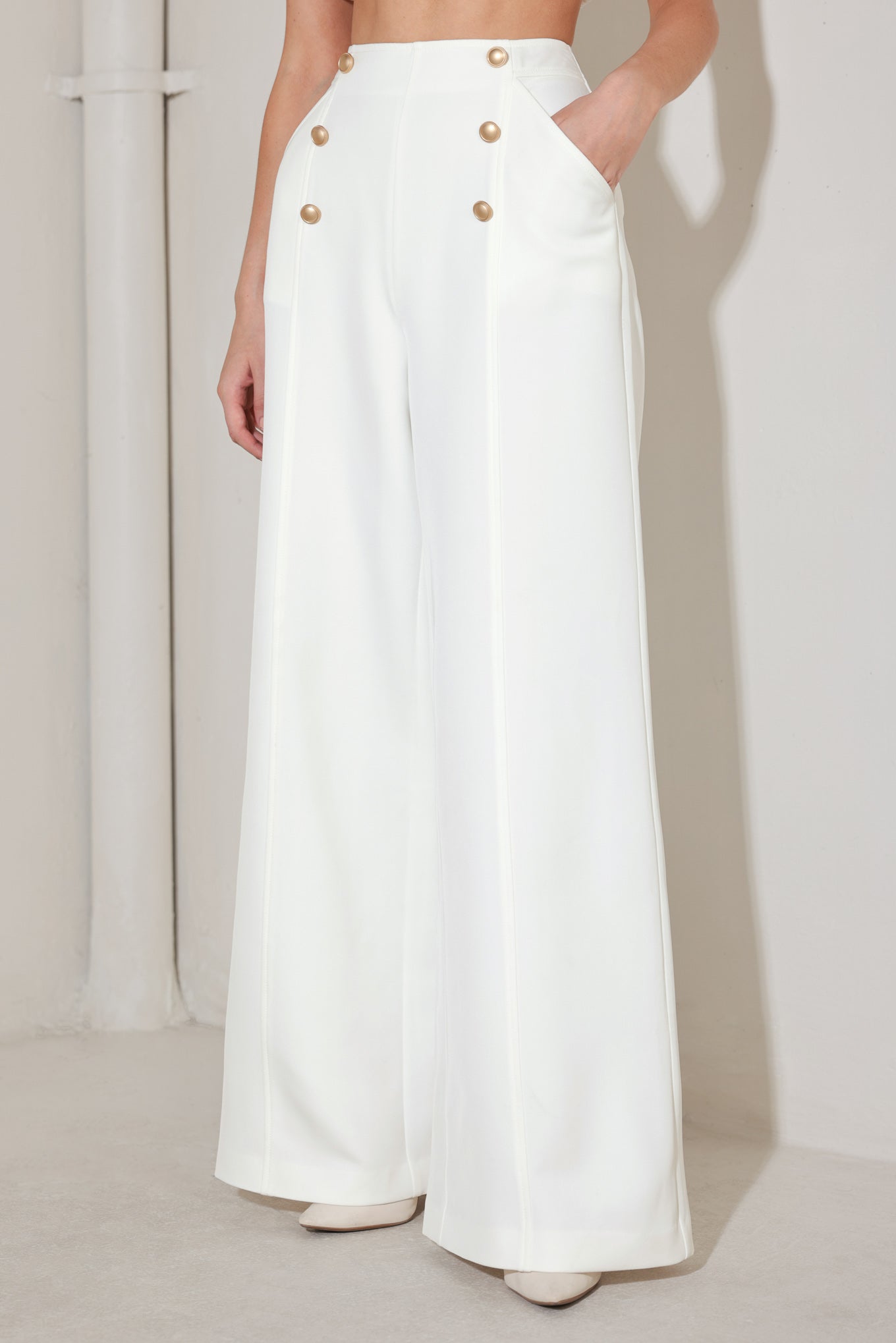 The Minimal Prestige Pants
